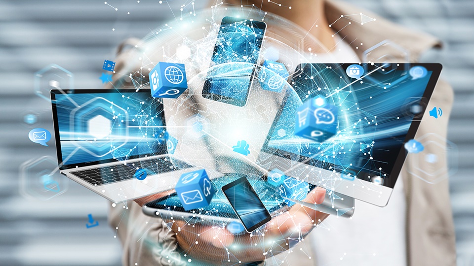 7 Teknologi Komputer Terbaru yang Mengubah Dunia Kerja di Era Digital 2025